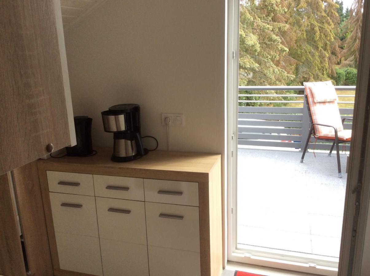 Ferienwohnung Taunus Im Gruenen Obergeschoss Langgons Exterior foto